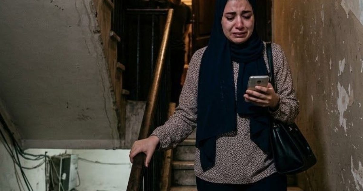 أمي قسمت أملاكها بيني وبين أخويا