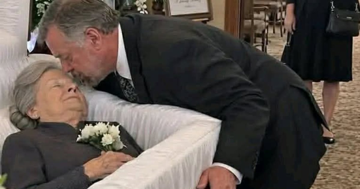 جوزي وأمي فضلوا 27 سنة يدوب طايقين بعض