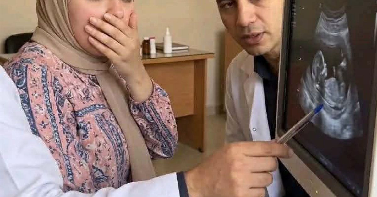 أنا عروس جديدة، أبلغ من العمر ستةً وعشرين عامًا، ولم يمضِ على زواجي سوى شهرين.